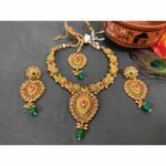 Traditional South Indian Copper Highly Gold Plated Necklace Earrings Maangtika Set for Wedding And Party Wear for Women & Girls.