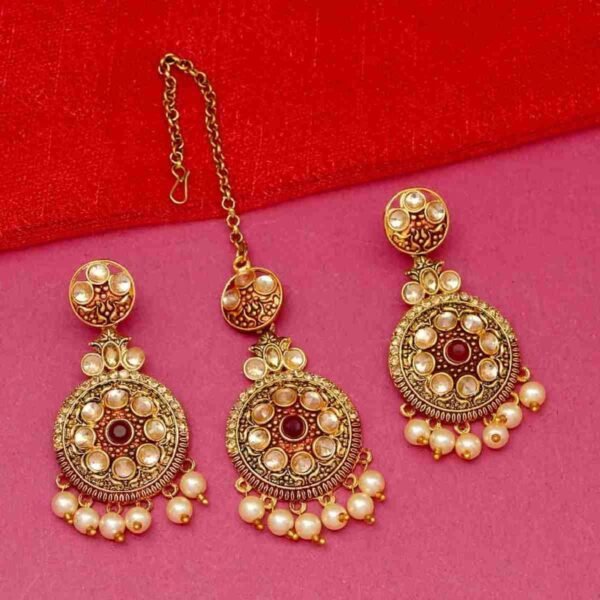 Maroon & White Kundan Pearl Earring and Maang tikka Set